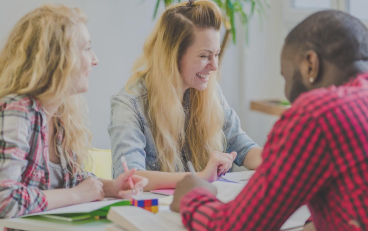 Formation écoute active en développement personnel